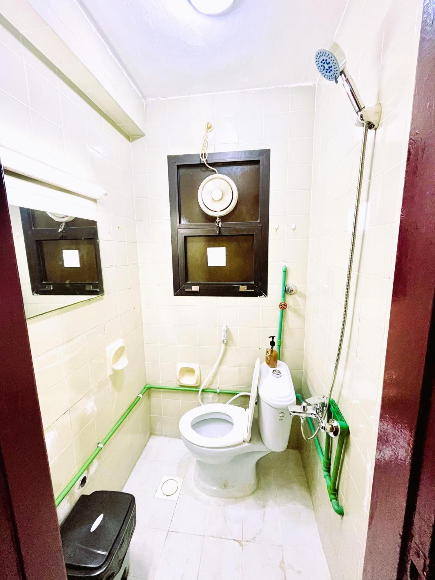 דובאי Yoko Luxury Hostel מראה חיצוני תמונה